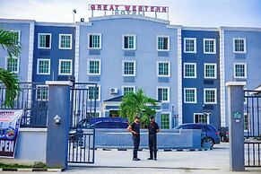 Great Western Hotel and Suites