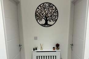 1 Bed-sleeps 4-town Centre-10 min to Ascot- Pets