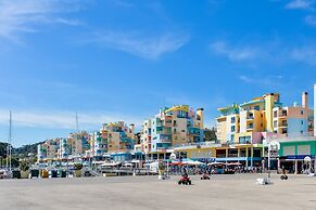 BnB Homes Jardim Cozy Apartment With 2 Pools