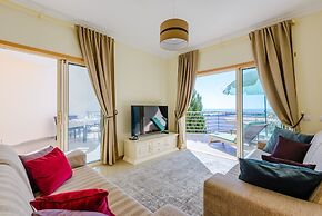 BnB Homes Apartment With Sea View 2 Huge Terraces