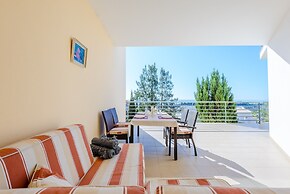 BnB Homes Apartment With Sea View 2 Huge Terraces