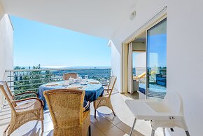 BnB Homes Apartment With Sea View 3 Terraces