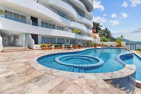 Blue Horizon Luxury Condo