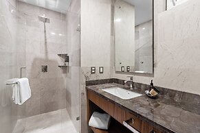 Blue Horizon Luxury Condo