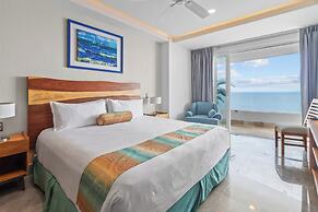 Blue Horizon Luxury Condo