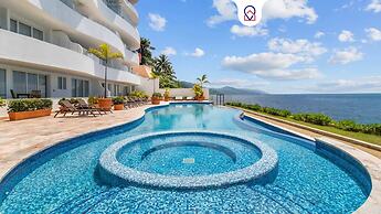 Blue Horizon Luxury Condo