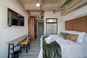 Epic Suites x Ahead