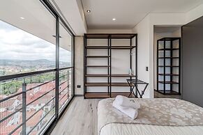 Epic Suites x Ahead