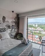 Epic Suites x Ahead