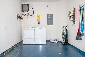 Spacious 3bed Near Convention Center Parks