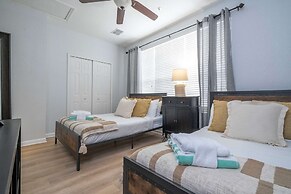 Spacious 3bed Near Convention Center Parks