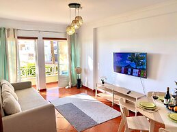 BnB Homes Apartment With Cory Terrace 2 Pools
