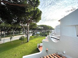 BnB Homes Fal sia Beach Cozy Apartment With Pool