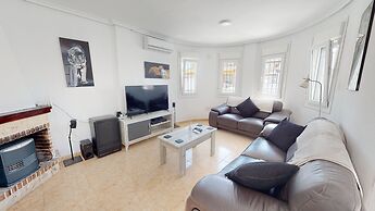 Sucina - 3 Bed Villa - Sleeps 6 - Pet Friendly