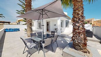 Sucina - 3 Bed Villa - Sleeps 6 - Pet Friendly