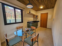 Estudios no Capivari by The Lodges