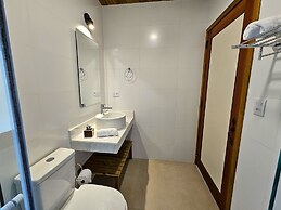 Estudios no Capivari by The Lodges