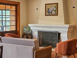 Estudios no Capivari by The Lodges