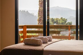 Estudios no Capivari by The Lodges