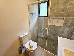 Estudios no Capivari by The Lodges