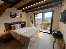 Estudios no Capivari by The Lodges