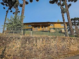 Estudios no Capivari by The Lodges