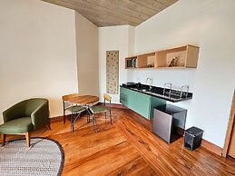 Estudios no Capivari by The Lodges