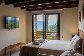 Estudios no Capivari by The Lodges