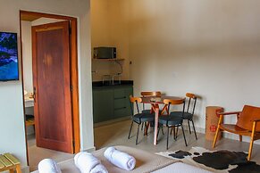 Estudios no Capivari by The Lodges