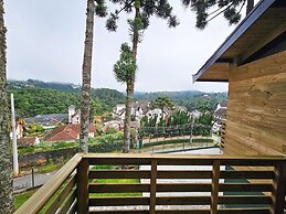 Estudios no Capivari by The Lodges