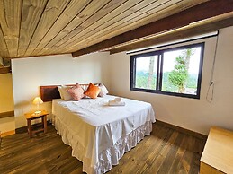 Estudios no Capivari by The Lodges