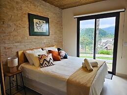 Estudios no Capivari by The Lodges