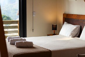 Estudios no Capivari by The Lodges