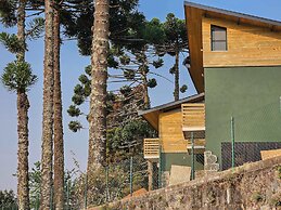 Estudios no Capivari by The Lodges