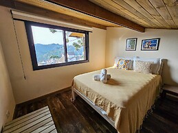 Estudios no Capivari by The Lodges