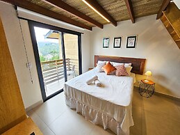 Estudios no Capivari by The Lodges