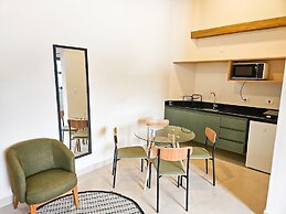 Estudios no Capivari by The Lodges