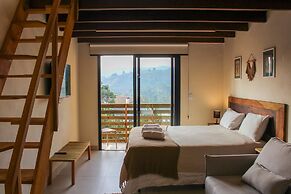 Estudios no Capivari by The Lodges