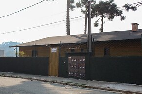 Estudios no Capivari by The Lodges