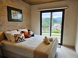 Estudios no Capivari by The Lodges