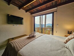 Estudios no Capivari by The Lodges