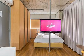 Linked Batel by Xtay