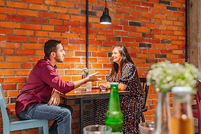 Linked Batel by Xtay