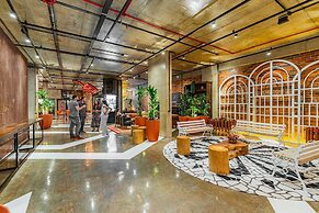 Linked Batel by Xtay