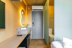 Linked Batel by Xtay