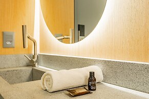 Linked Batel by Xtay