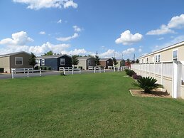 Eagle Ford Village Suites Dilley