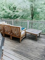 Charming Family House 3 Bdr with Balcony