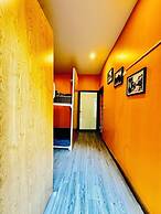 Autumn Hanoi House Bat Su