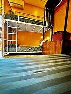 Autumn Hanoi House Bat Su